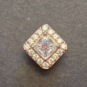 Pandora Rose Geometric Radiance Charm